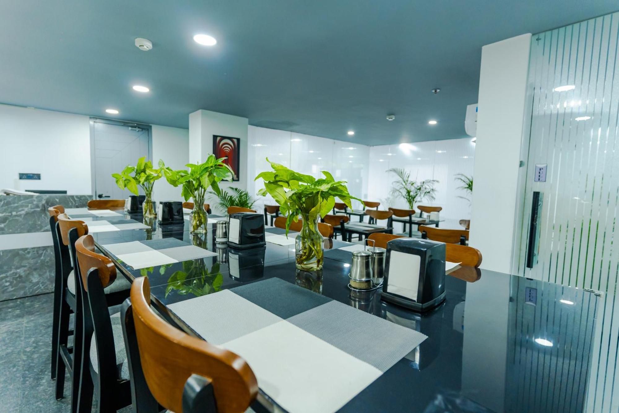 Bedchambers Luxury Apartment Near Golf Course Road Gurgaon Exterior foto