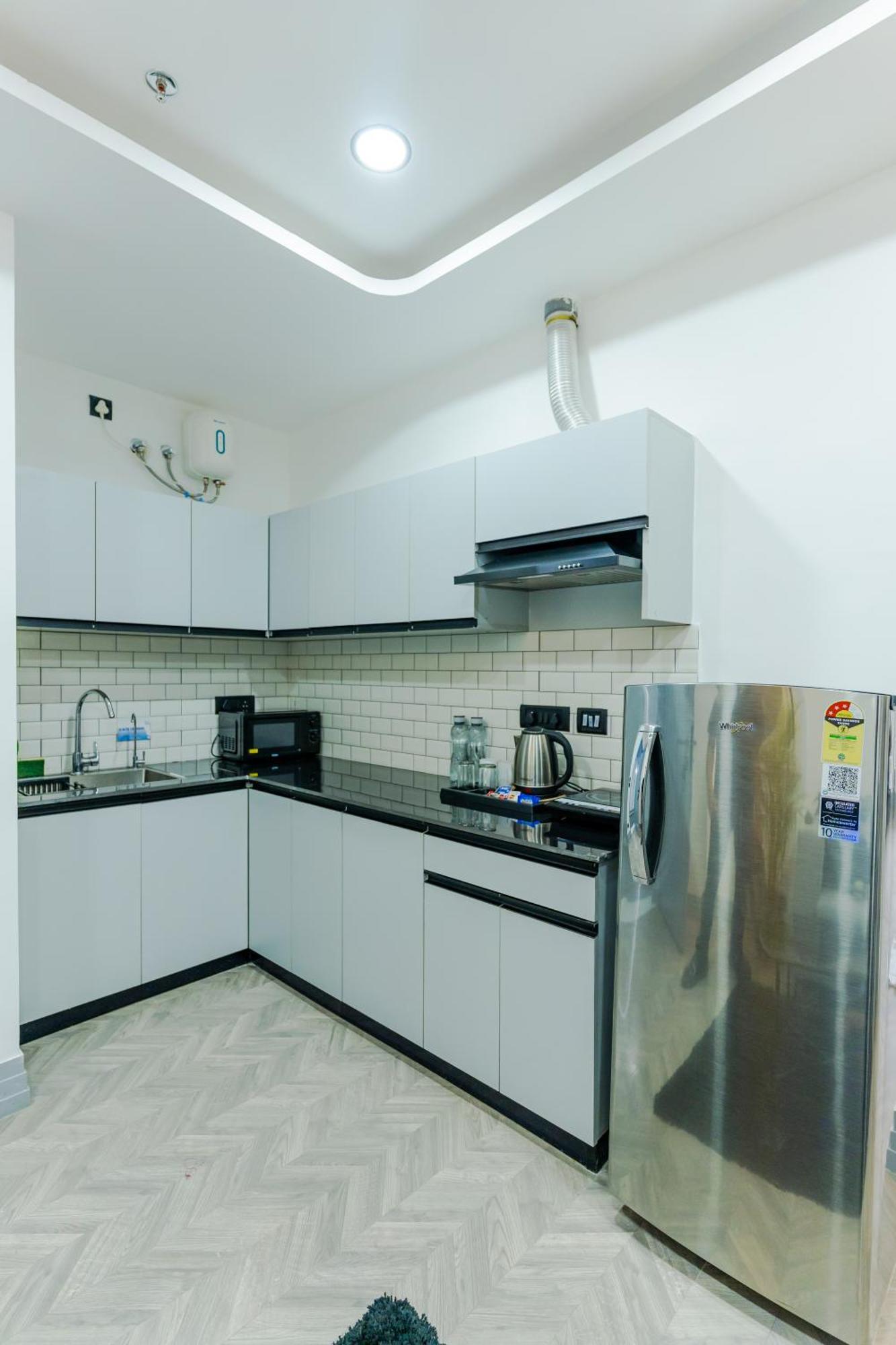 Bedchambers Luxury Apartment Near Golf Course Road Gurgaon Exterior foto