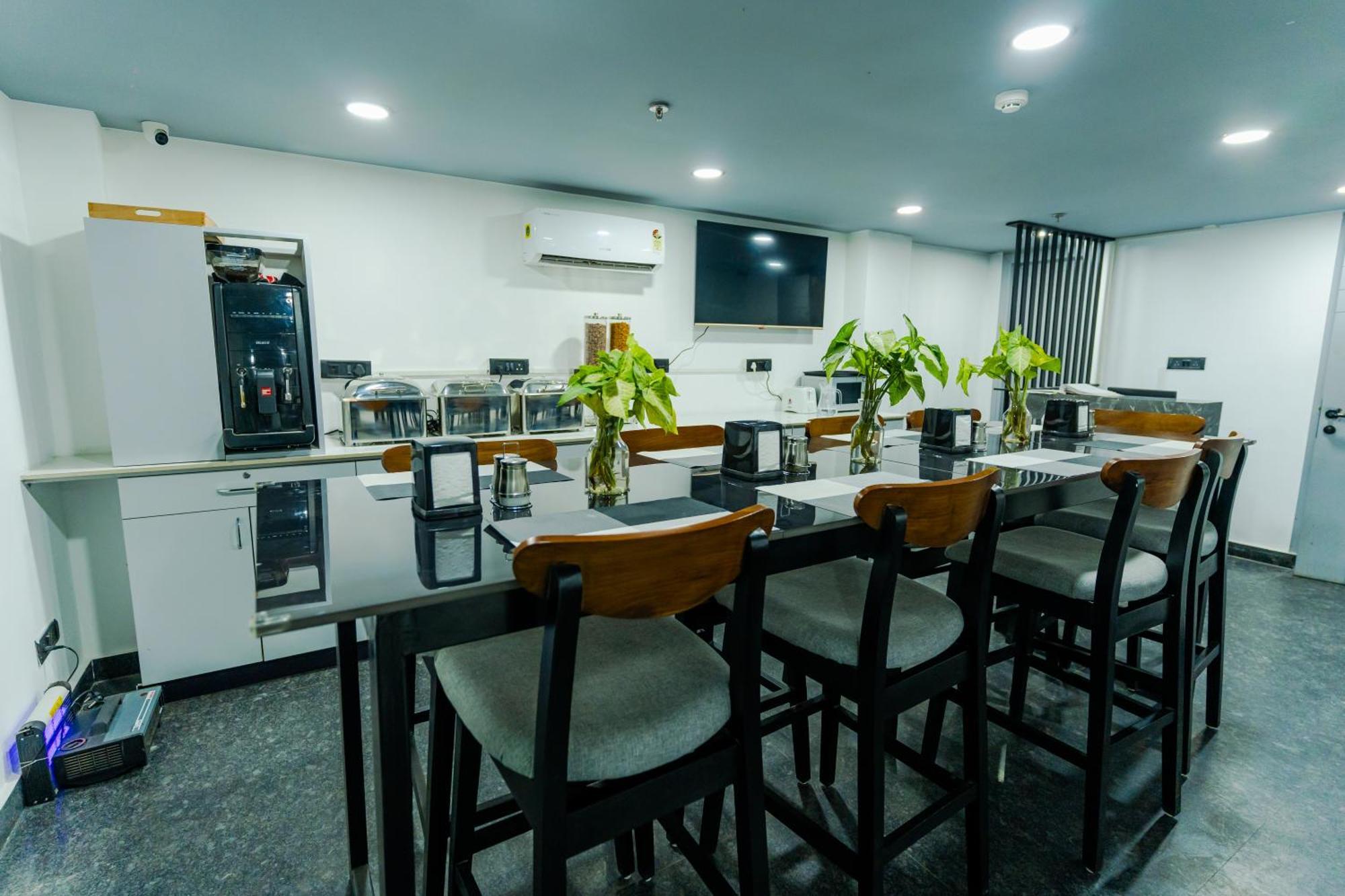 Bedchambers Luxury Apartment Near Golf Course Road Gurgaon Exterior foto