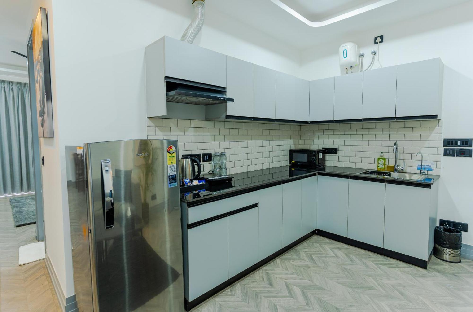 Bedchambers Luxury Apartment Near Golf Course Road Gurgaon Exterior foto
