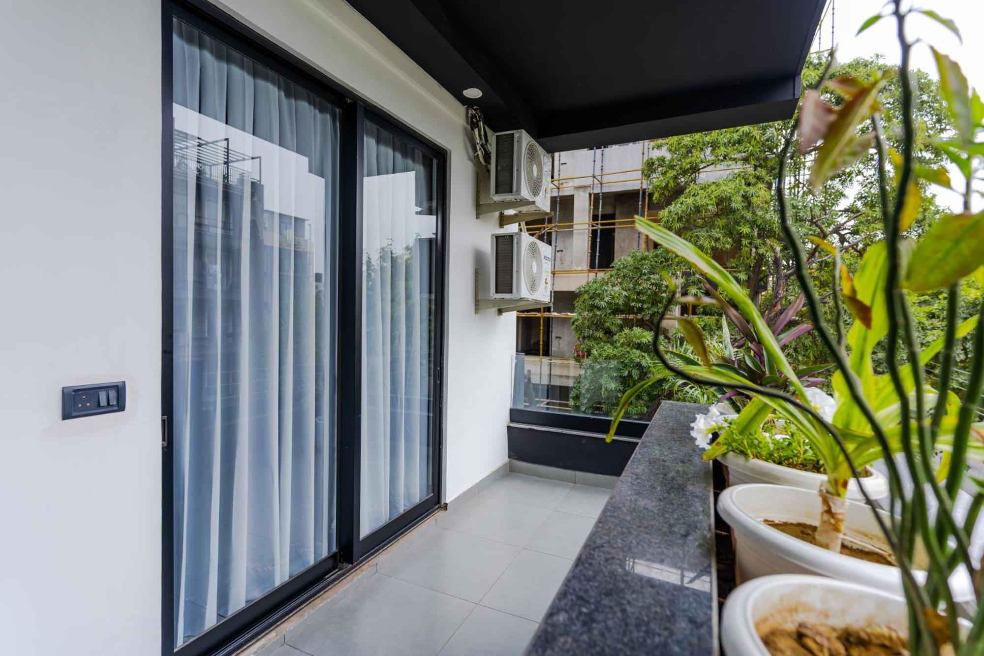 Bedchambers Luxury Apartment Near Golf Course Road Gurgaon Exterior foto